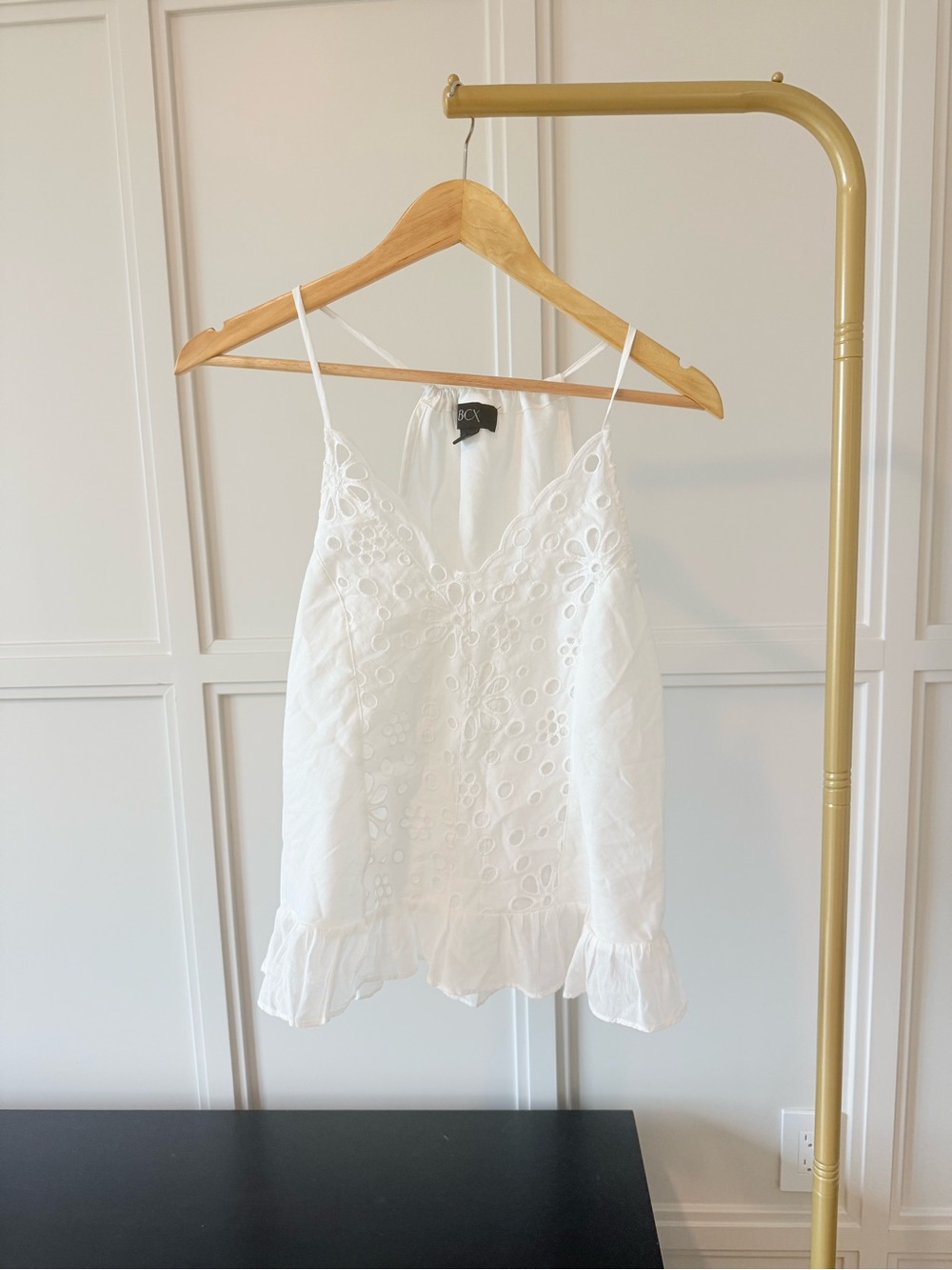 BCX White Eyelet Embroidered Ruffle Cami Tank Top NWT Medium 100% Cotton